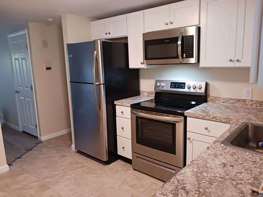 2 bed, 1 bath apartment for rent at 103 Oak St Unit B, Middleboro — photo 1 of 7