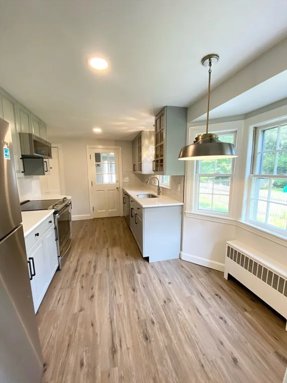 3 bed, 2 bath apartment for rent at 103 Powers St, Needham — photo 5 of 12
