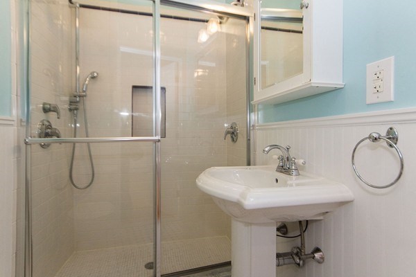 2 bed, 2 bath apartment for rent at 103 Sewall Unit 6, Coolidge Corner — photo 9 of 11