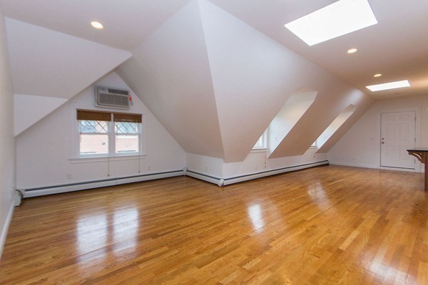2 bed, 2 bath apartment for rent at 103 Sewall Unit 6, Coolidge Corner — photo 4 of 11