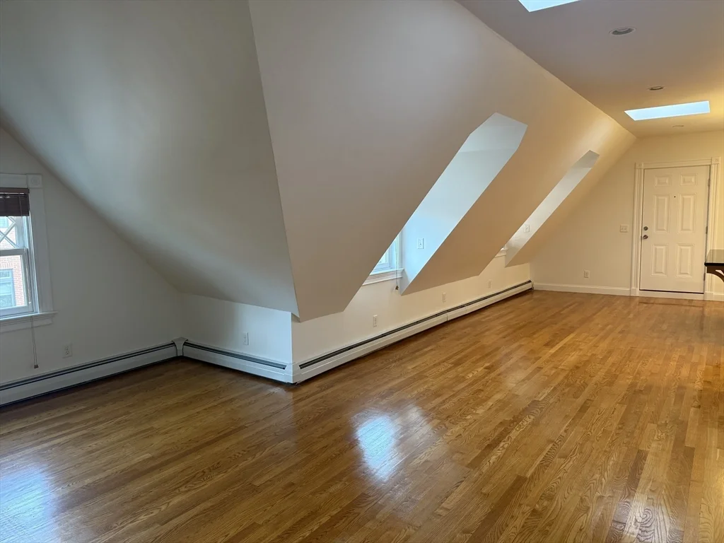 2 bed, 2 bath apartment for rent at 103 Sewall Unit 6A, Coolidge Corner — photo 8 of 20