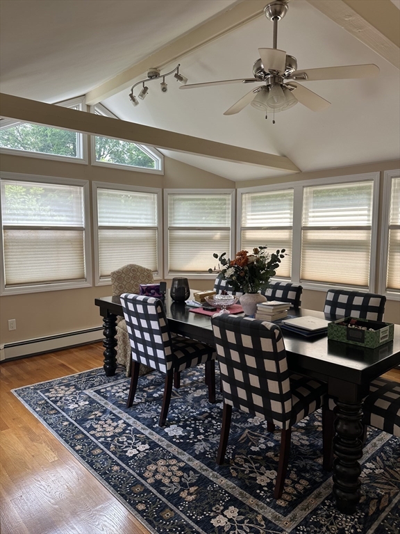 5 bed, 3 bath apartment for rent at 103 Sherburn Cirle, Weston — photo 5 of 14