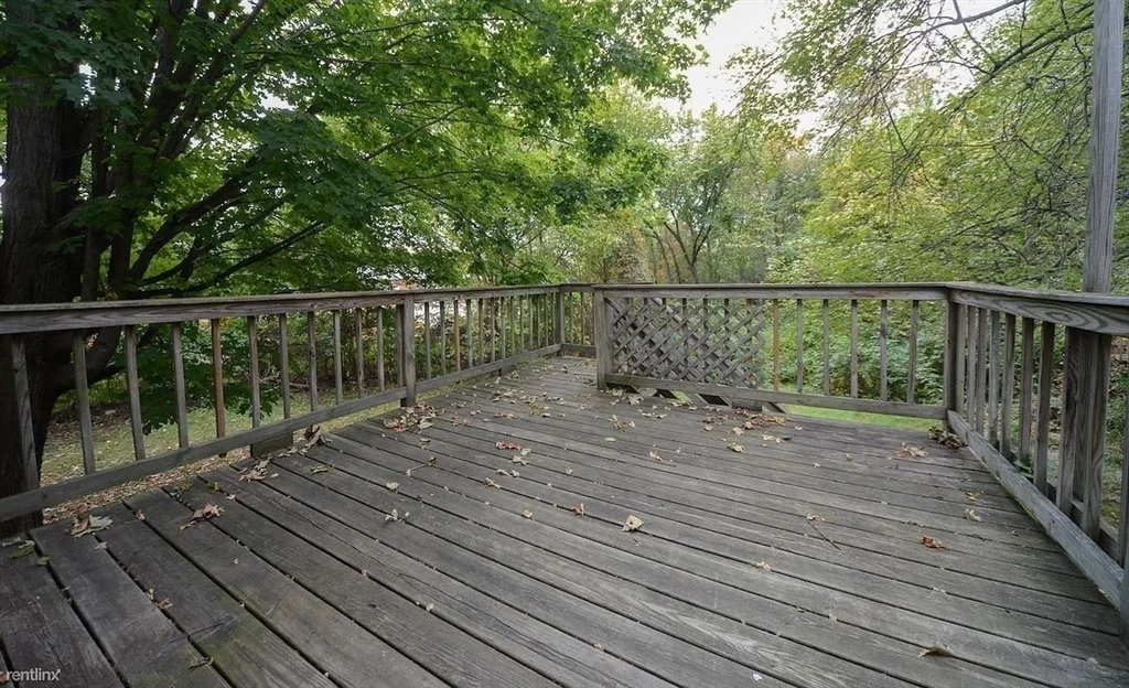 3 bed, 1 bath apartment for rent at 103 South Rd Unit 103, Bedford — photo 12 of 12