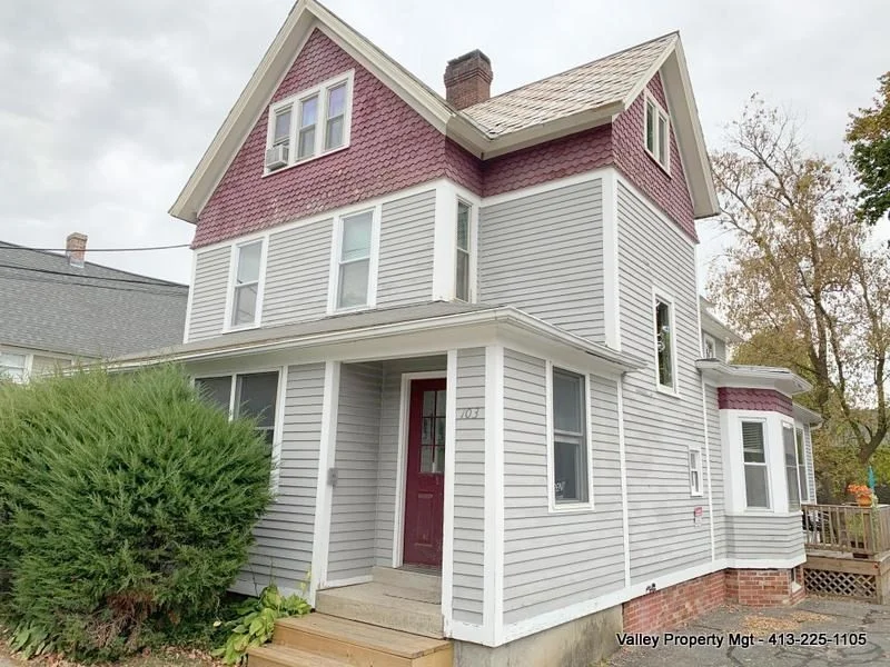 1 bed, 1 bath apartment for rent at 103 State St Unit 2, Northampton — photo 9 of 11