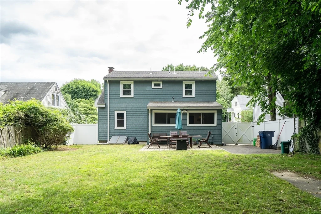 4 bed, 4+ bath apartment for rent at 103 Stimson St, West Roxbury — photo 10 of 10