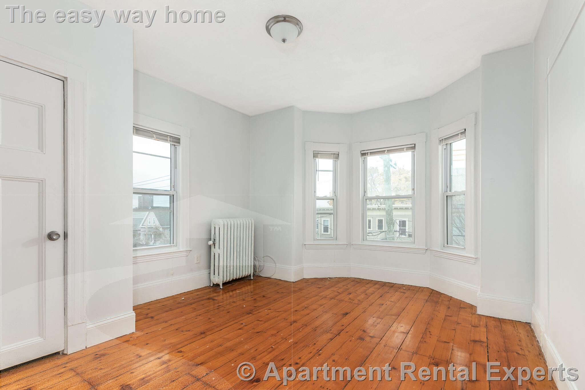 4 bed, 1 bath apartment for rent at 103 Summer St Unit 3, Union Square — photo 6 of 11