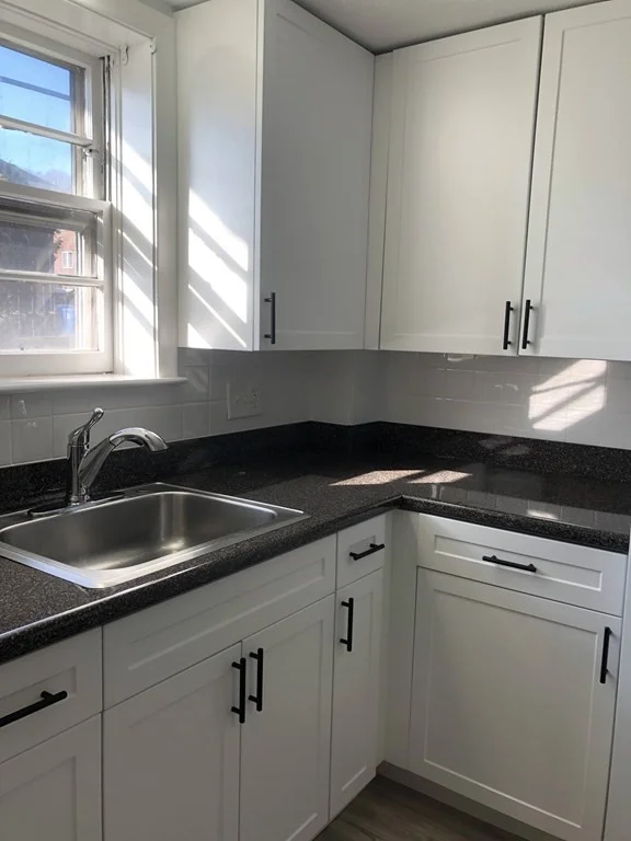 1 bed, 1 bath apartment for rent at 103 Trapelo Unit 23, Waltham