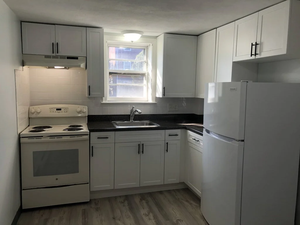 1 bed, 1 bath apartment for rent at 103 Trapelo Unit 23, Waltham — photo 3 of 12