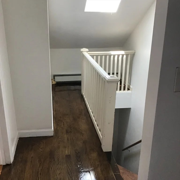 3 bed, 1 bath apartment for rent at 103 Winthrop Unit 3, Roxbury — photo 13 of 16