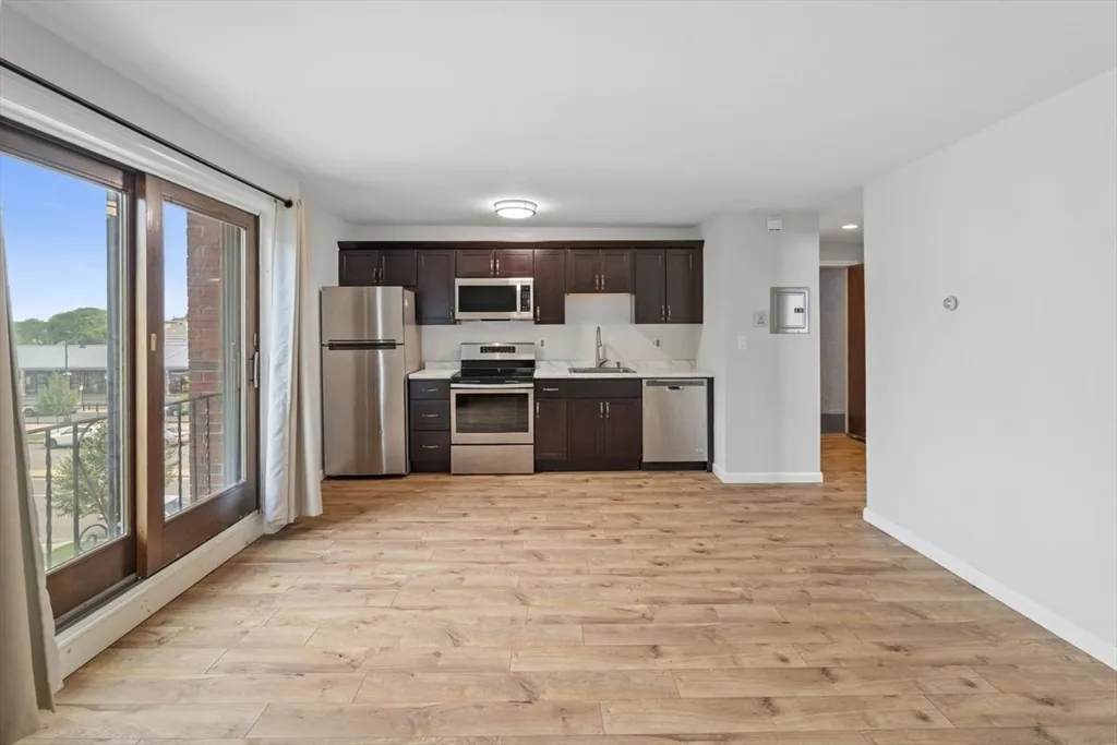 1 bed, 1 bath apartment for rent at 1030 Bennington Unit 15, East Boston — photo 3 of 12
