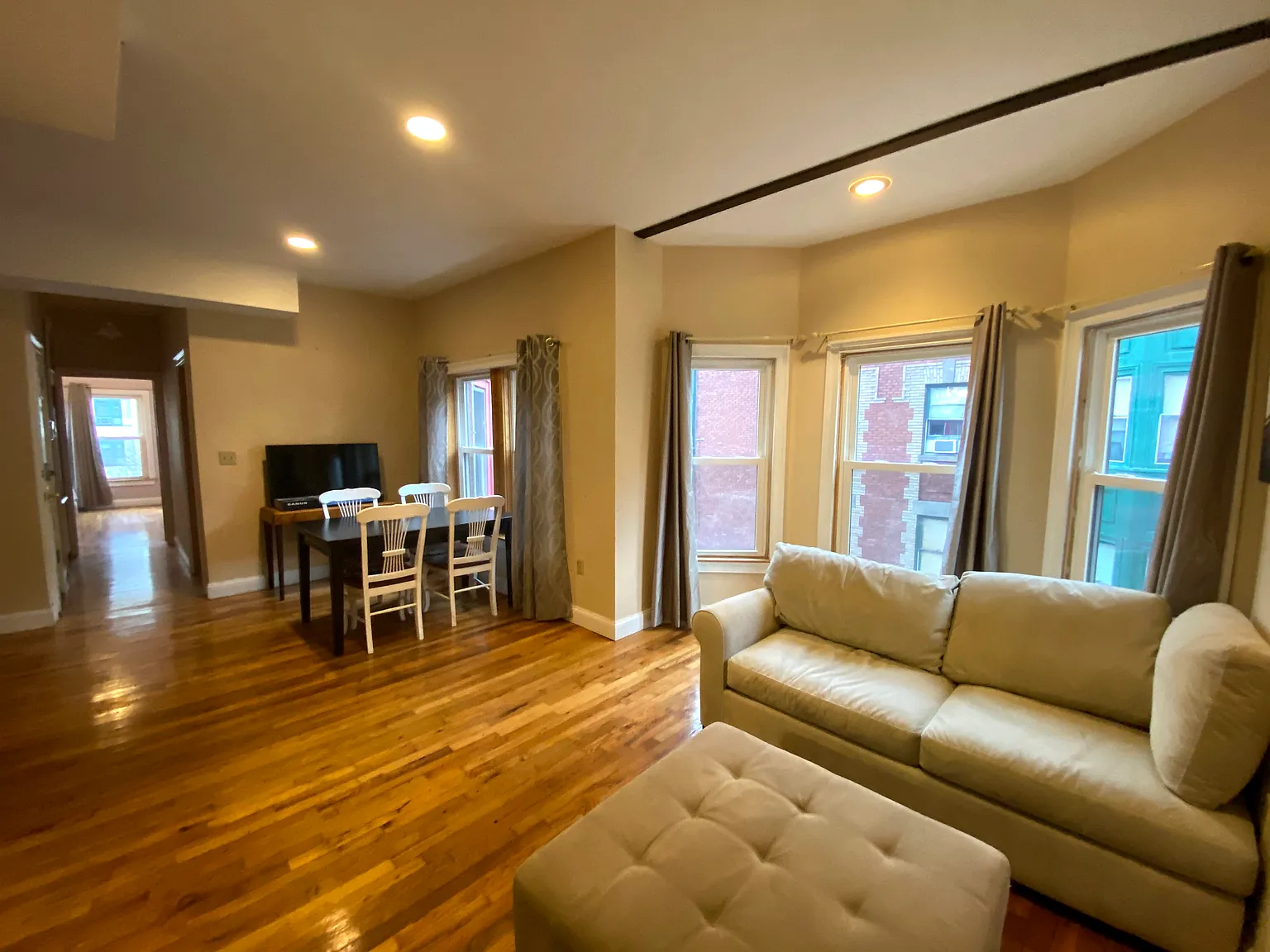3 bed, 2 bath apartment for rent at 1031 Tremont St Unit 4, South End — photo 11 of 17
