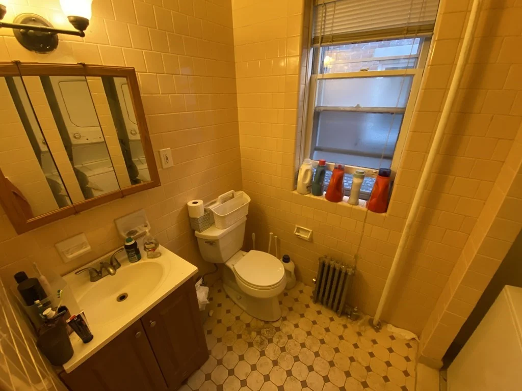 4 bed, 2 bath apartment for rent at 1033 Beacon St Unit 2, Fenway — photo 9 of 14