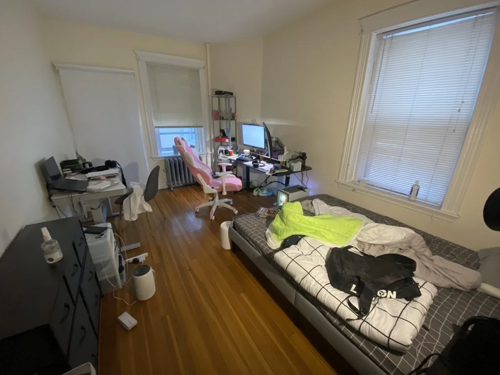 4 bed, 2 bath apartment for rent at 1033 Beacon St Unit 2, Fenway — photo 10 of 14