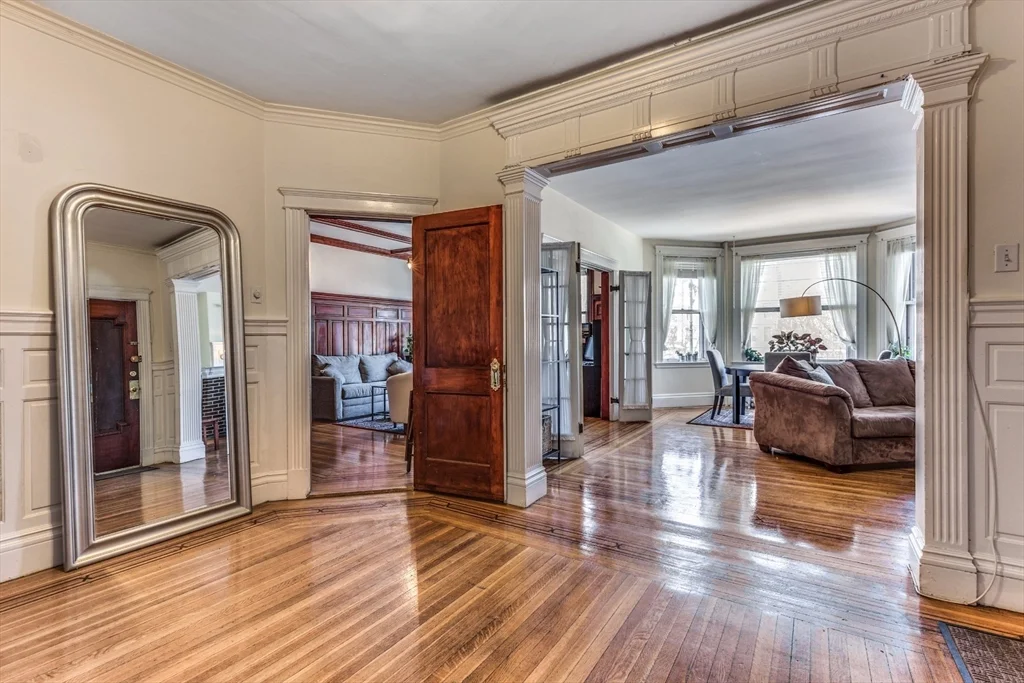 4 bed, 2 bath apartment for rent at 1033 Beacon St Unit 3, Longwood — photo 8 of 11