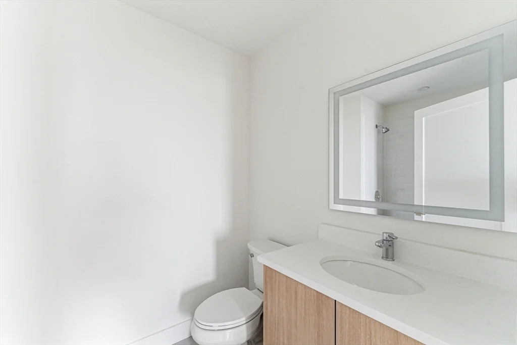 1 bed, 1 bath apartment for rent at 1035 Commonwealth Ave Unit 211, Allston — photo 10 of 17