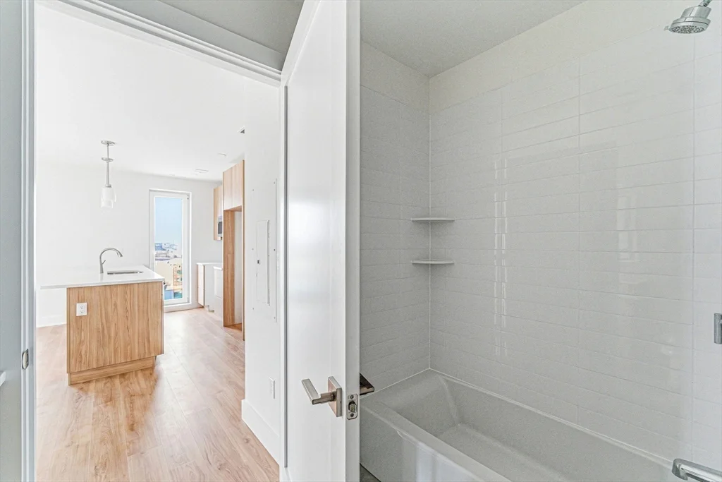 1 bed, 1 bath apartment for rent at 1035 Commonwealth Ave Unit 211, Allston — photo 11 of 17
