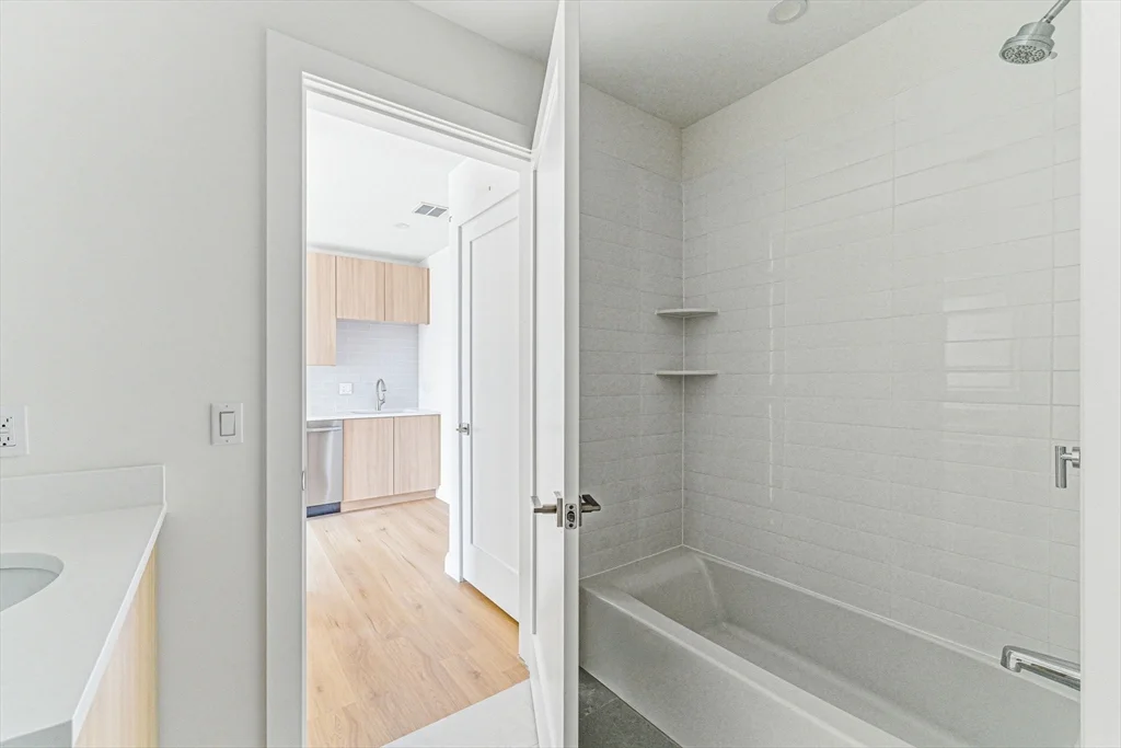 1 bed, 1 bath apartment for rent at 1035 Commonwealth Ave Unit 305, Allston — photo 6 of 15