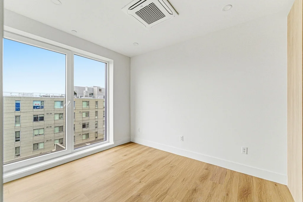 1 bed, 1 bath apartment for rent at 1035 Commonwealth Ave Unit 305, Allston — photo 2 of 15
