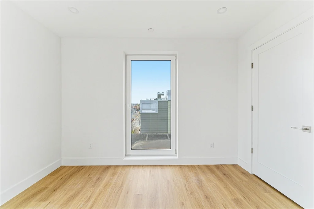 2 bed, 2 bath apartment for rent at 1035 Commonwealth Ave Unit 401, Allston — photo 13 of 18