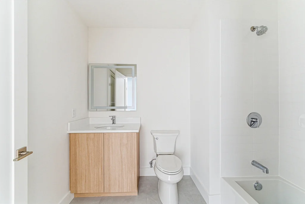 1 bed, 1 bath apartment for rent at 1035 Commonwealth Ave Unit 406, Allston — photo 6 of 16