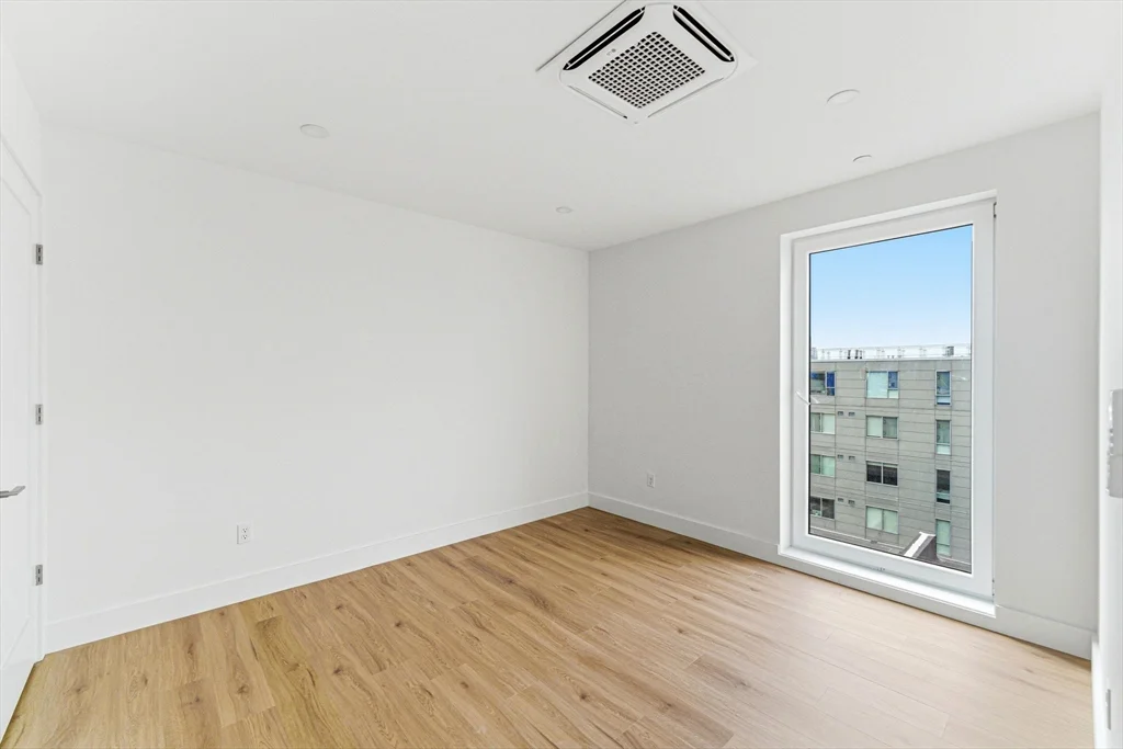 1 bed, 1 bath apartment for rent at 1035 Commonwealth Ave Unit 407, Allston — photo 6 of 16