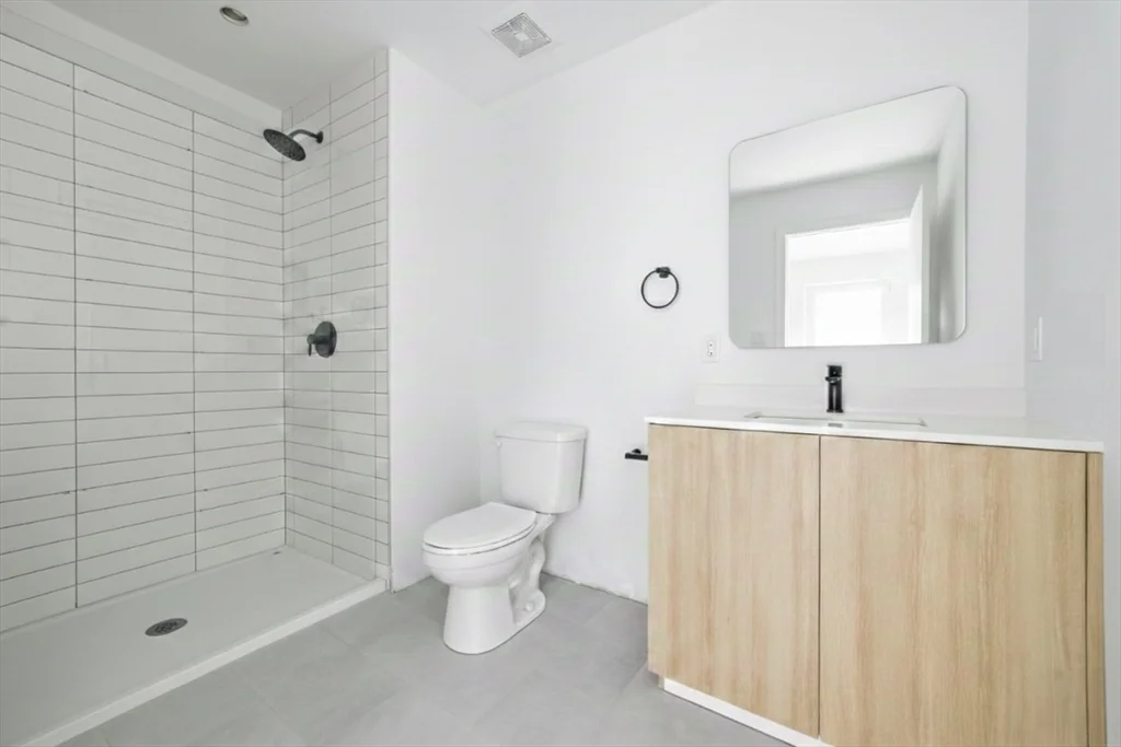 2 bed, 2 bath apartment for rent at 1035 Commonwealth Ave Unit 501, Allston — photo 13 of 23