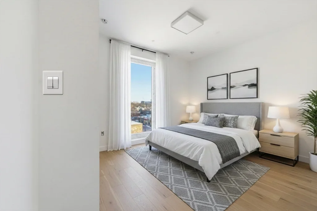 3 bed, 2 bath apartment for rent at 1035 Commonwealth Ave Unit 502, Allston — photo 12 of 24