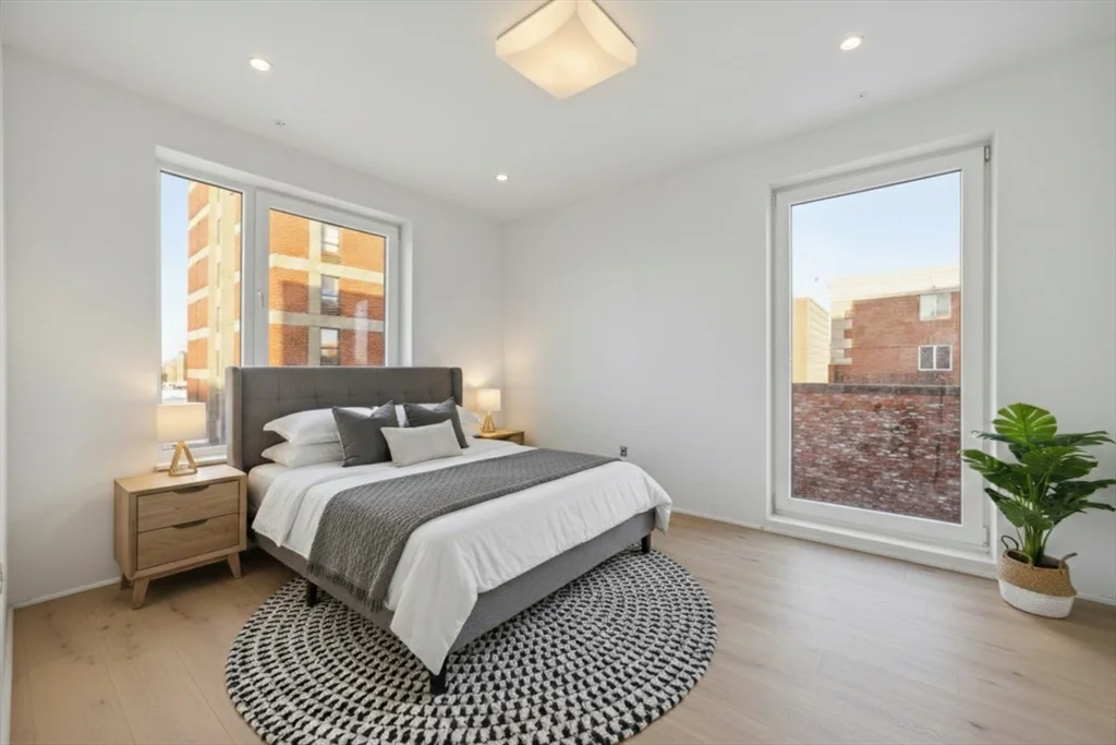2 bed, 1 bath apartment for rent at 1035 Commonwealth Ave Unit 510, Allston — photo 6 of 16