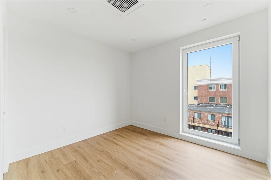 3 bed, 2 bath apartment for rent at 1035 Commonwealth Ave Unit 602, Allston — photo 16 of 23