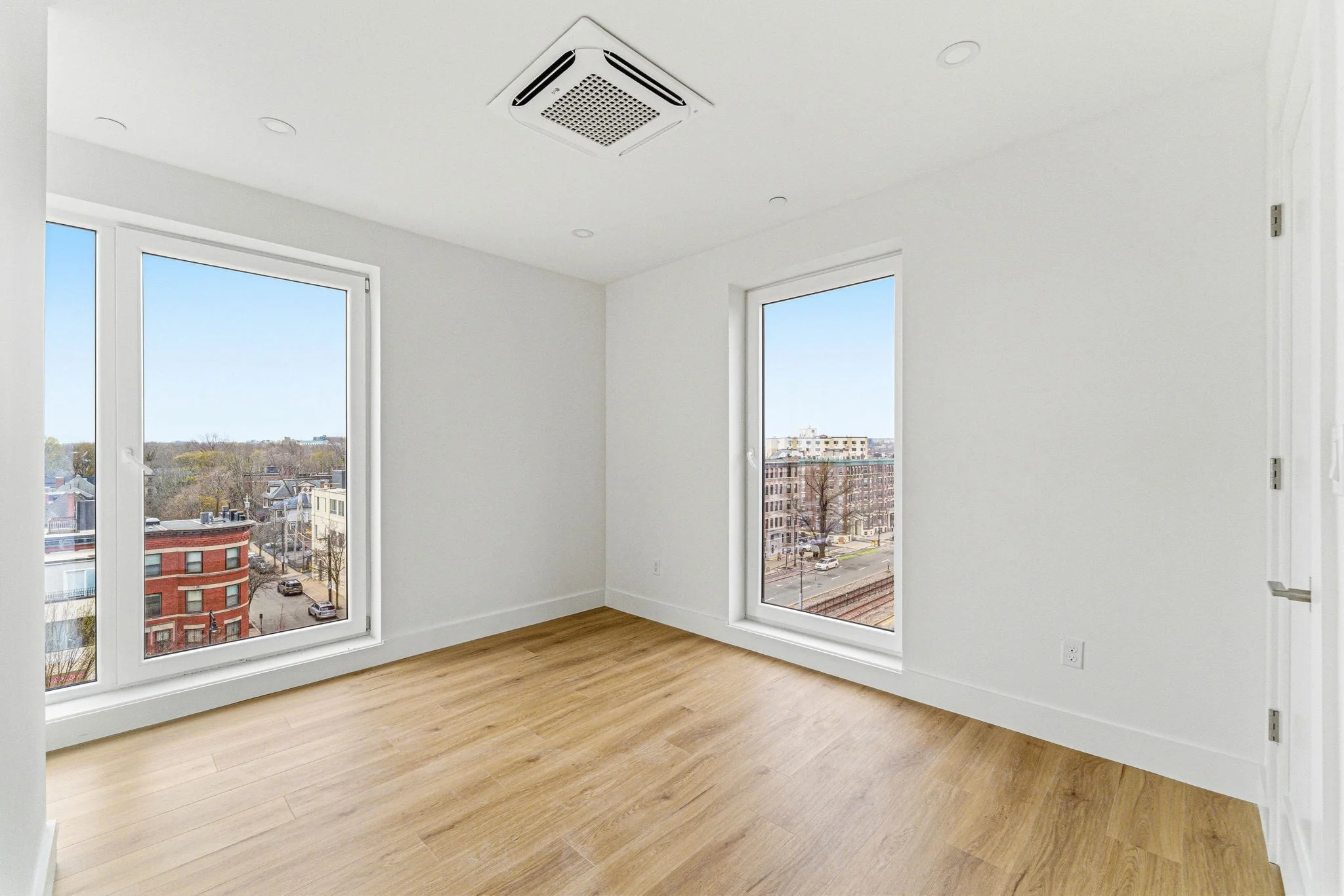 2 bed, 2 bath apartment for rent at 1035 Commonwealth Ave Unit 604, Allston — photo 11 of 18