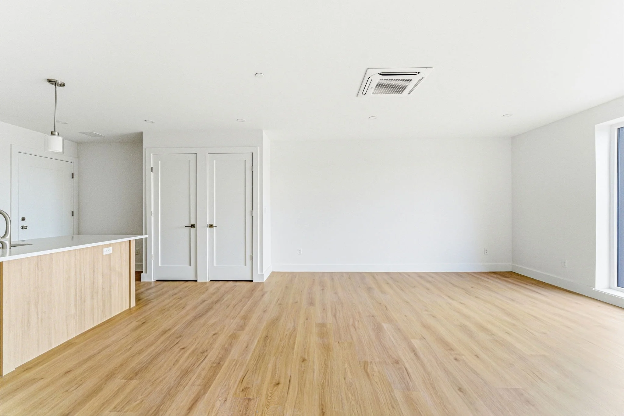 2 bed, 2 bath apartment for rent at 1035 Commonwealth Ave Unit 604, Allston — photo 10 of 18