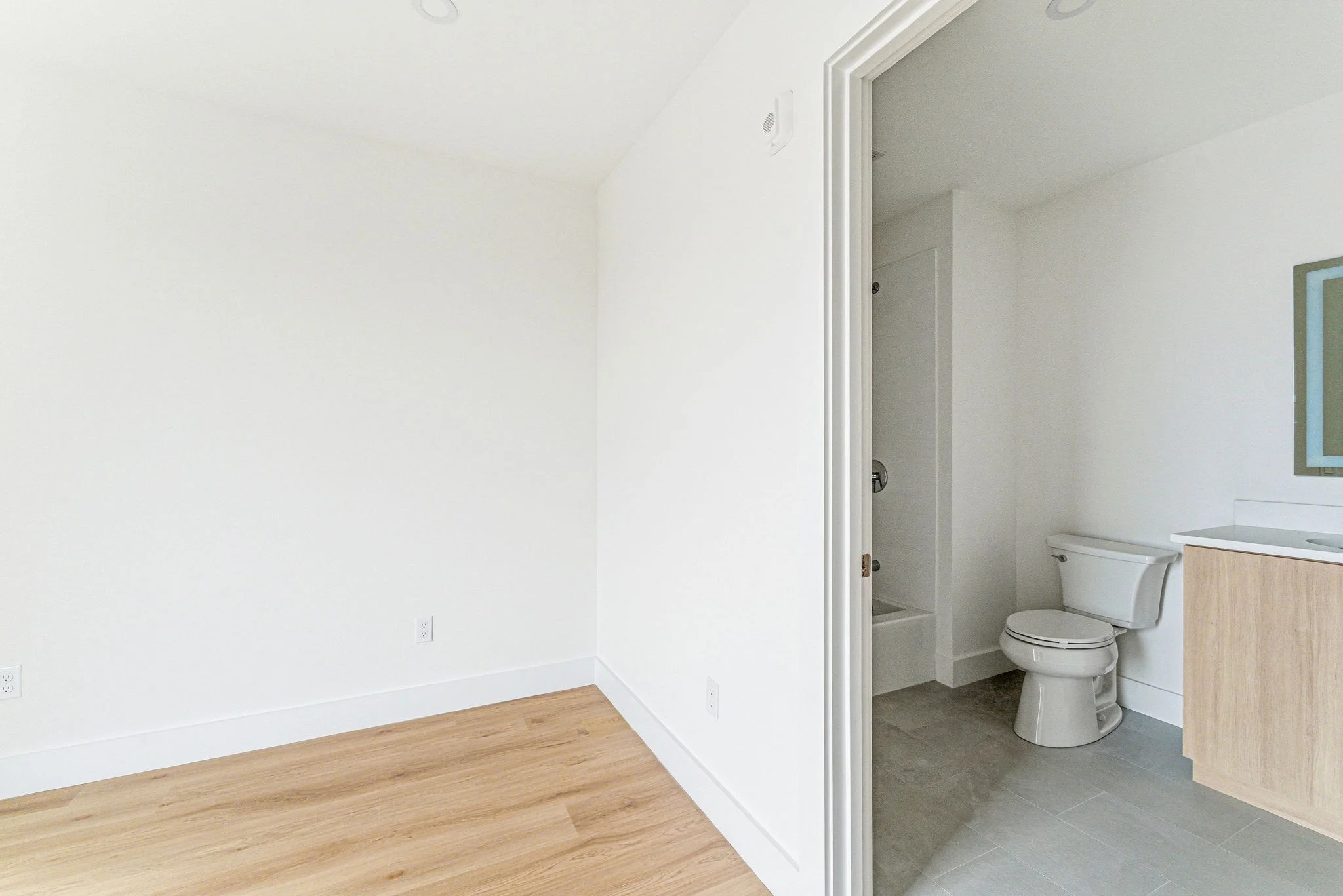 2 bed, 2 bath apartment for rent at 1035 Commonwealth Ave Unit 604, Allston — photo 16 of 18