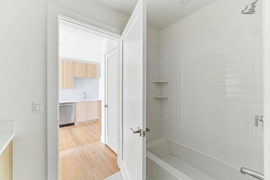 1 bed, 1 bath apartment for rent at 1035 Commonwealth Ave Unit 608, Allston — photo 7 of 13