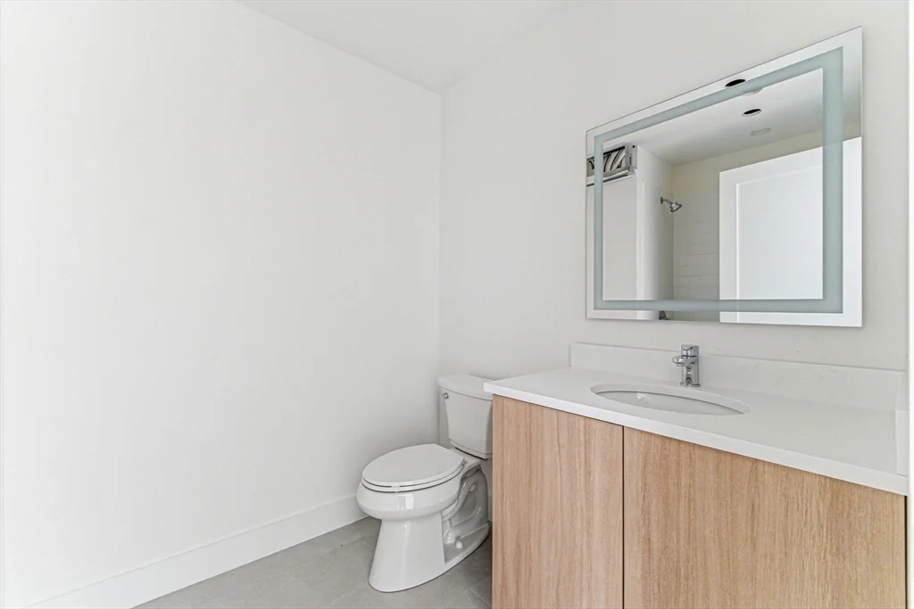 1 bed, 1 bath apartment for rent at 1035 Commonwealth Ave Unit 608, Allston — photo 6 of 13