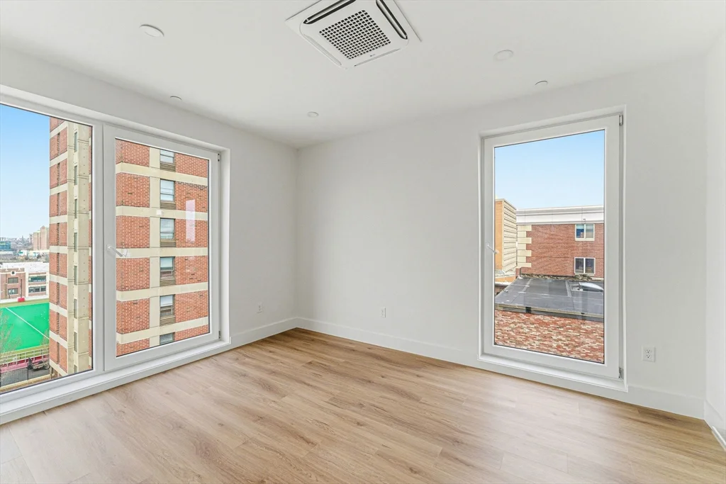 2 bed, 1 bath apartment for rent at 1035 Commonwealth Ave Unit 610, Allston — photo 9 of 18