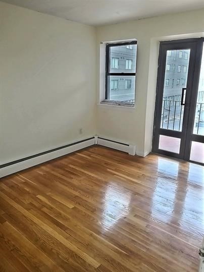 3 bed, 1 bath apartment for rent at 1039 Commonwealth Ave Unit 11, Allston — photo 5 of 8