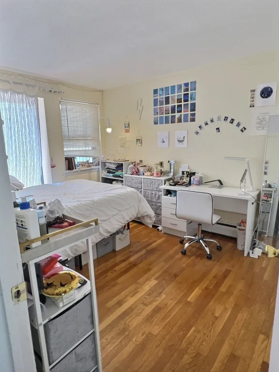 2 bed, 1 bath apartment for rent at 1039 Commonwealth Ave Unit 18, Allston — photo 5 of 6
