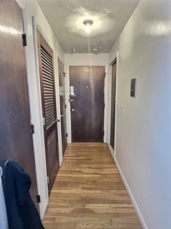 Studio bed, 1 bath apartment for rent at 1039 Commonwealth Ave Unit 23, Allston — photo 4 of 6