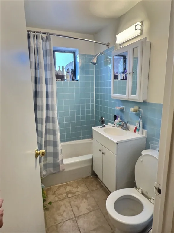 3 bed, 1 bath apartment for rent at 1039 Commonwealth Ave Unit 31, Allston — photo 6 of 6