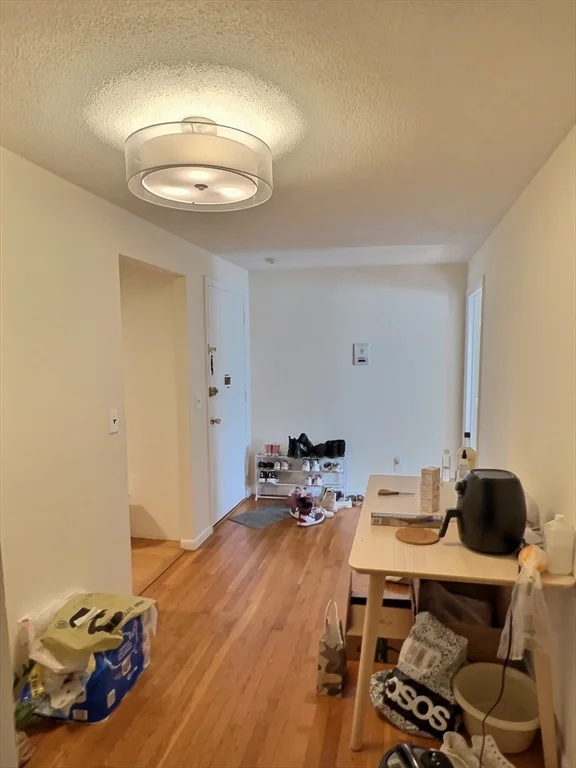 3 bed, 1 bath apartment for rent at 1039 Commonwealth Ave Unit 31, Allston — photo 2 of 6