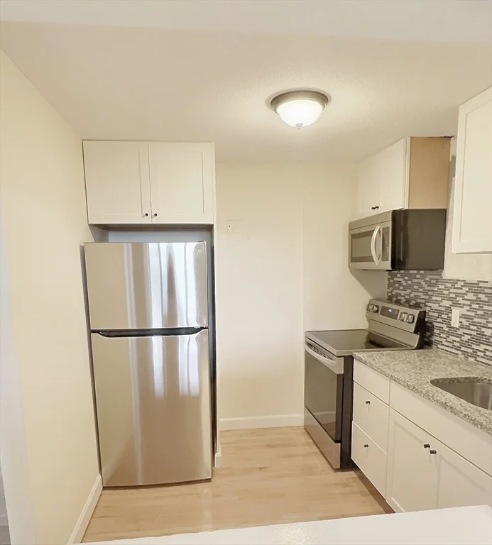 2 bed, 1 bath apartment for rent at 1039 Commonwealth Ave Unit 37, Allston — photo 1 of 7