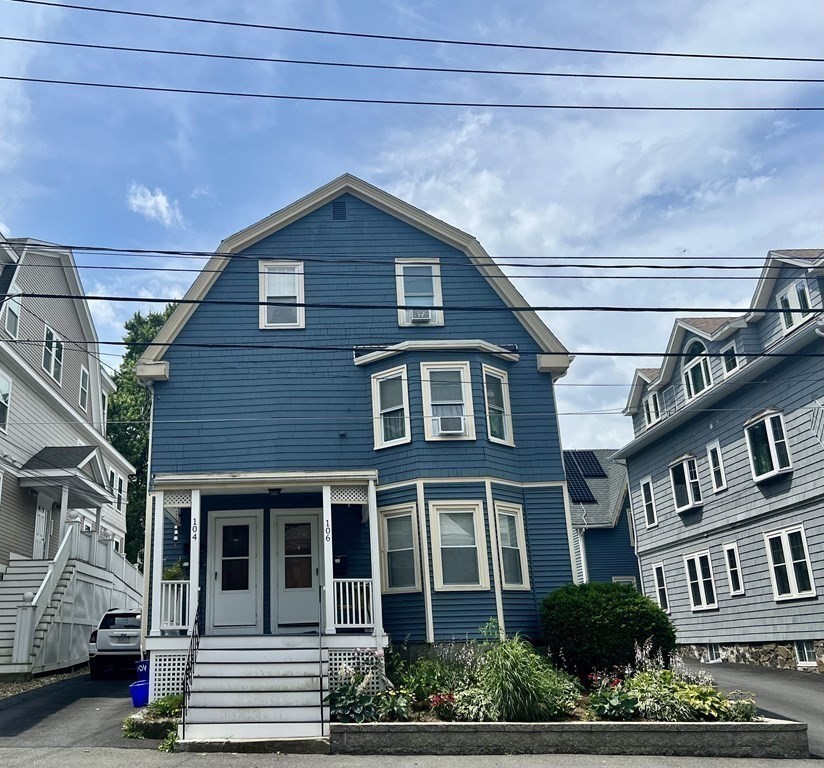 2 bed, 1 bath apartment for rent at 104-106 Burrill St Unit 1, Swampscott — photo 4 of 8