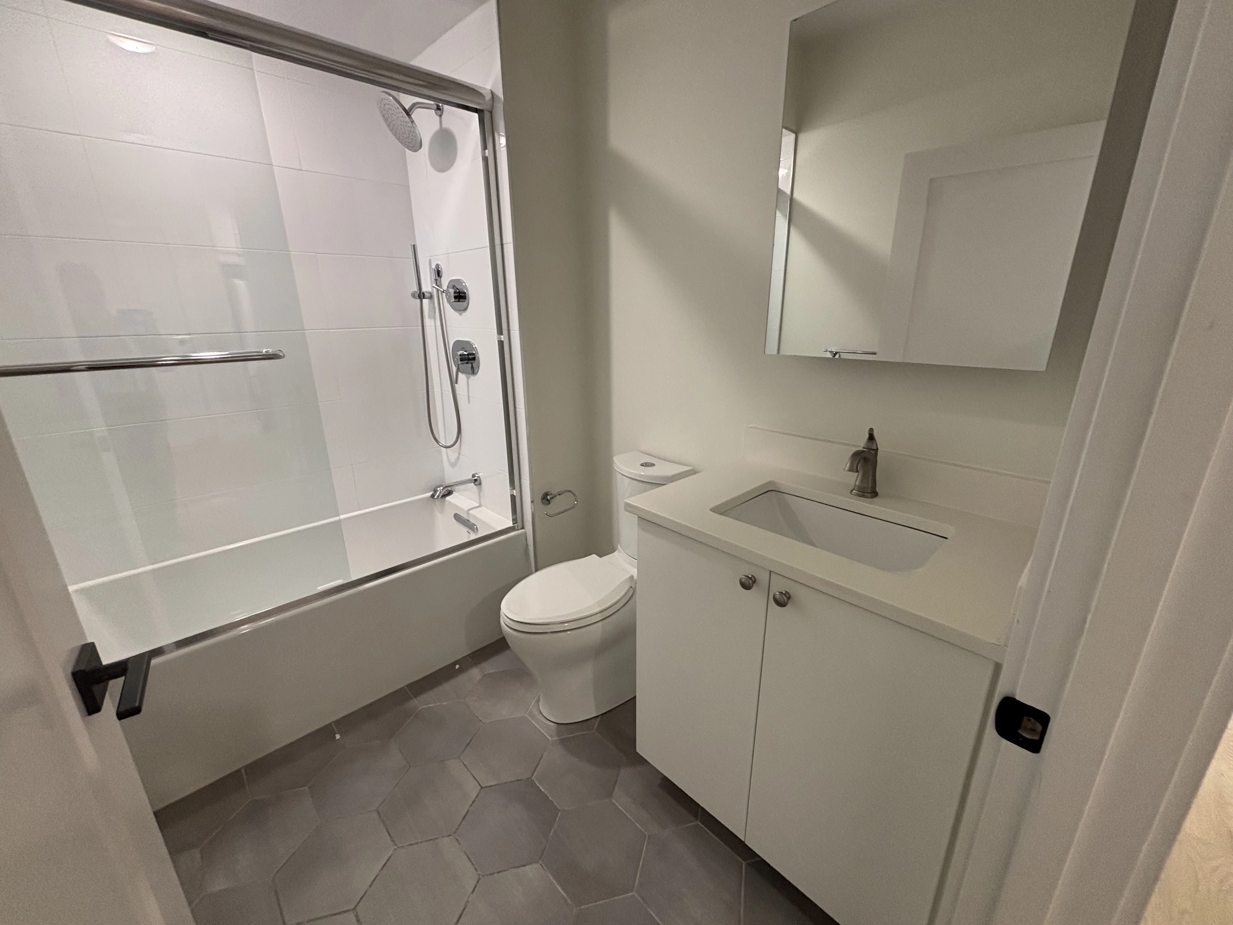 2 bed, 1 bath apartment for rent at 104-106 Warren St Unit 2, Brighton — photo 11 of 11