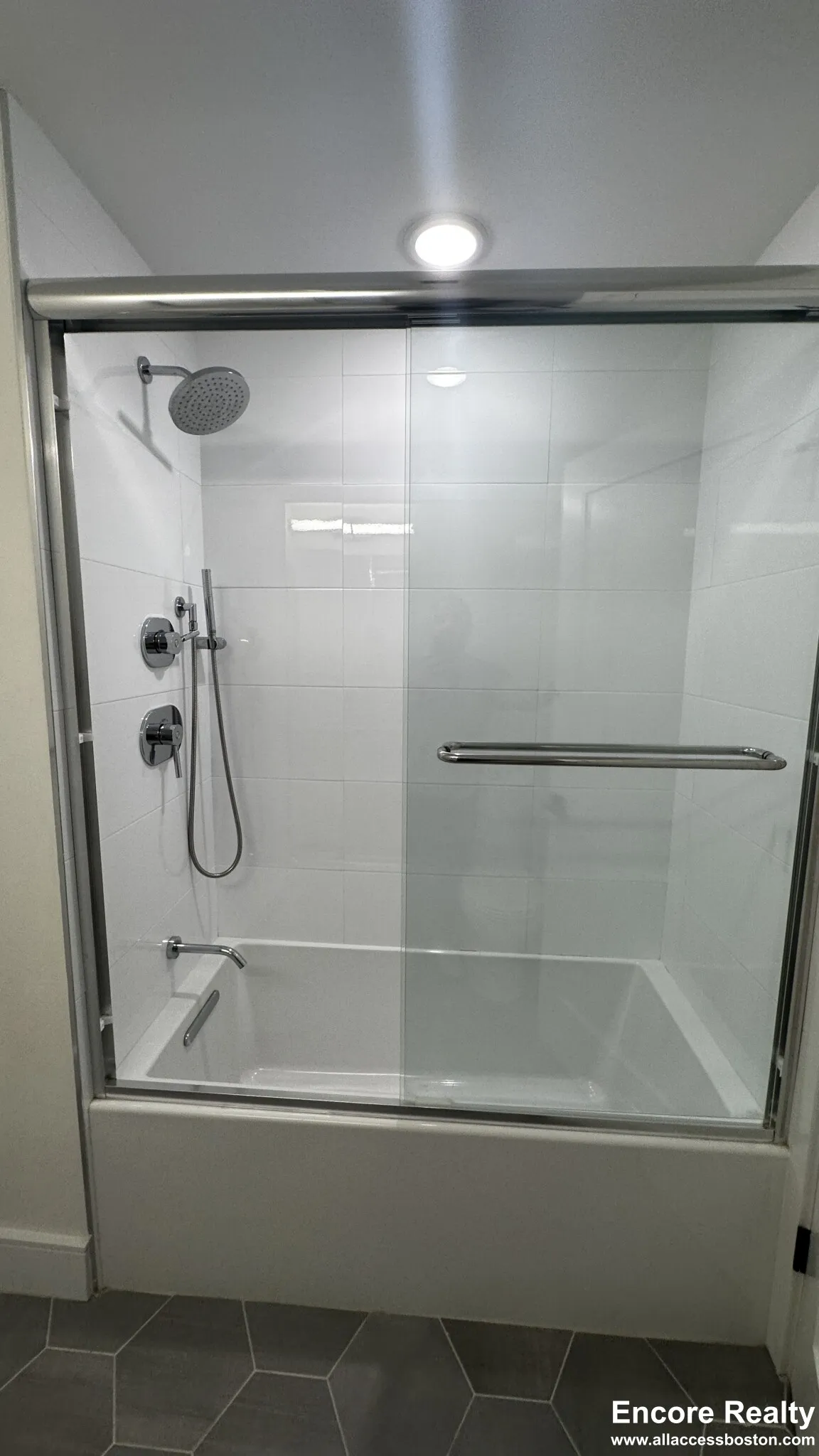 2 bed, 1 bath apartment for rent at 104-106 Warren St Unit 3, Brighton — photo 15 of 25