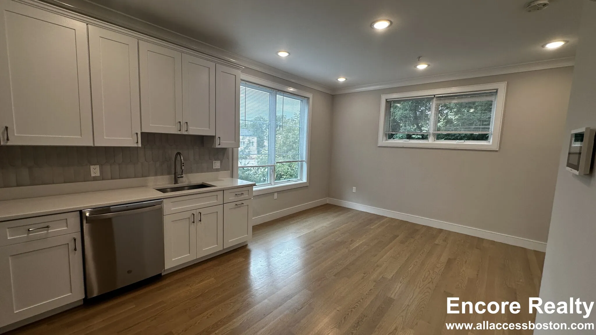 2 bed, 1 bath apartment for rent at 104-106 Warren St Unit 3, Brighton — photo 3 of 25