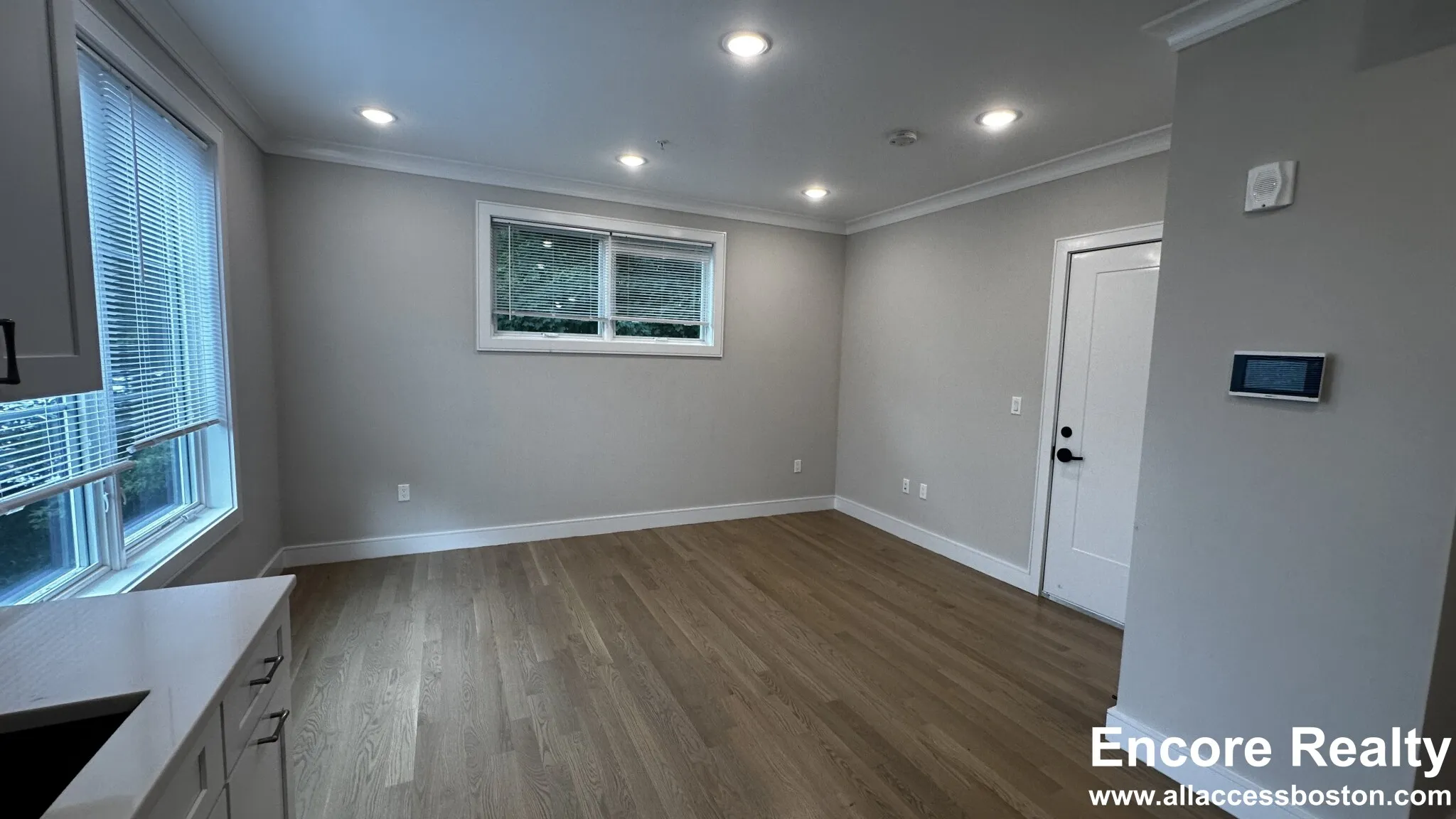 2 bed, 1 bath apartment for rent at 104-106 Warren St Unit 3, Brighton — photo 6 of 25