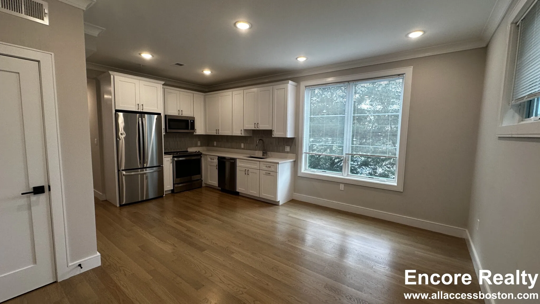 2 bed, 1 bath apartment for rent at 104-106 Warren St Unit 3, Brighton — photo 4 of 25