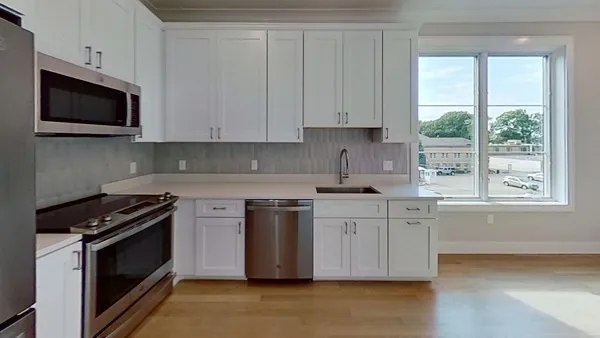 2 bed, 1 bath apartment for rent at 104-106 Warren St Unit 3, Brighton — photo 22 of 25