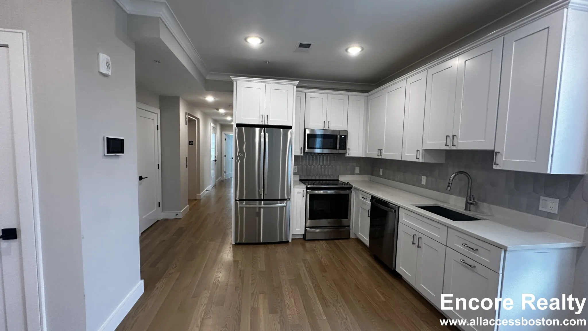 2 bed, 1 bath apartment for rent at 104-106 Warren St Unit 3, Brighton — photo 2 of 25