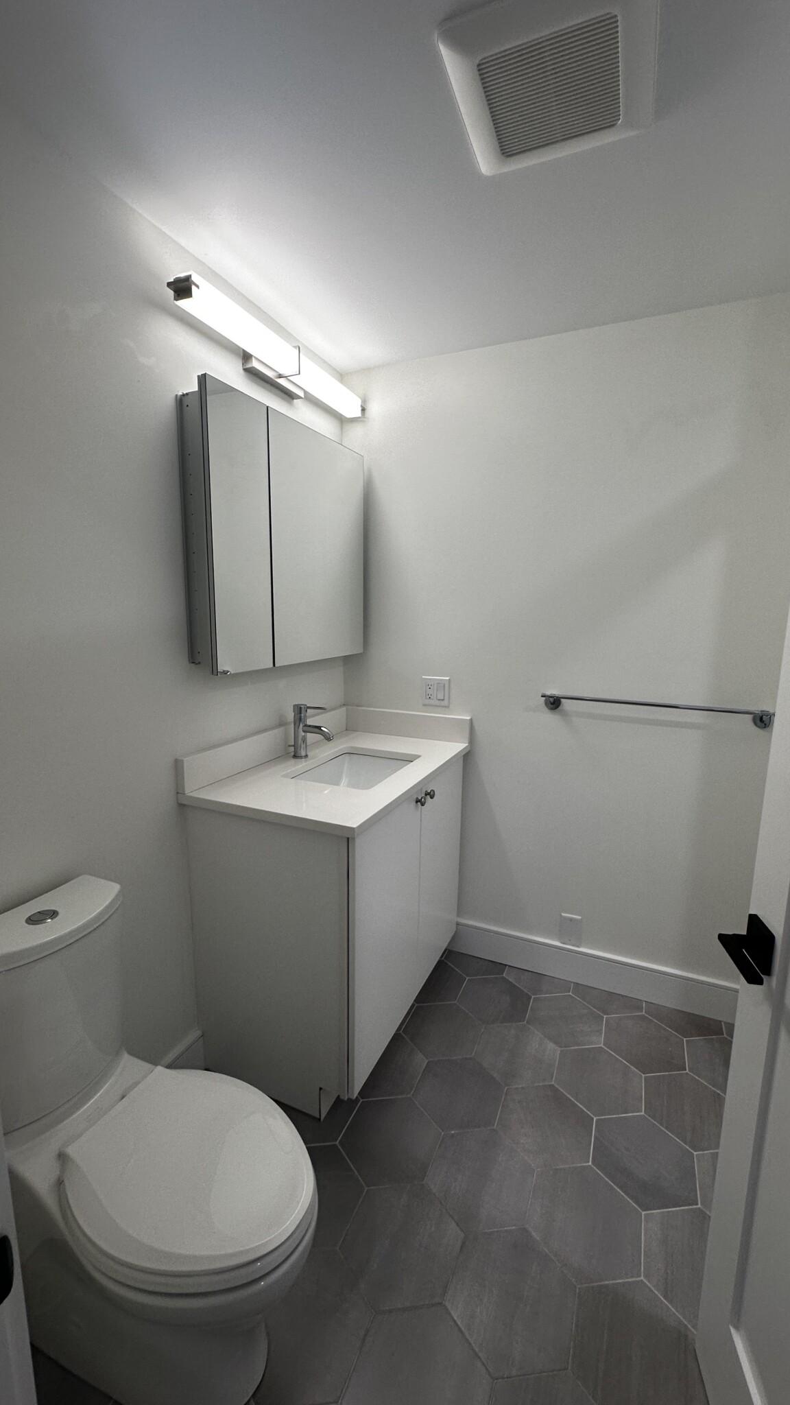 2 bed, 1 bath apartment for rent at 104-106 Warren St Unit 3D, Brighton — photo 10 of 19
